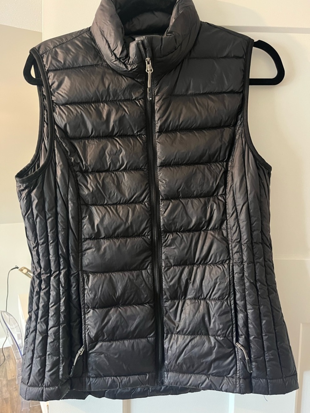 Weatherproof Black Quilted Puffer Vest for Women
